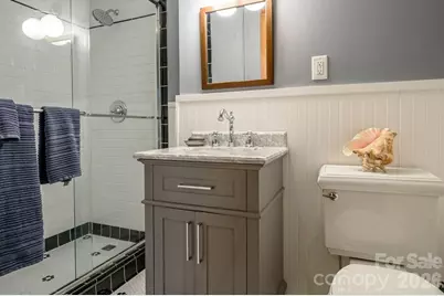 832 4th Avenue W, Hendersonville, NC 28739 - Photo 22