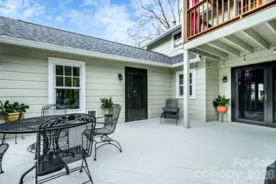 832 4th Avenue W, Hendersonville, NC 28739 - Photo 42