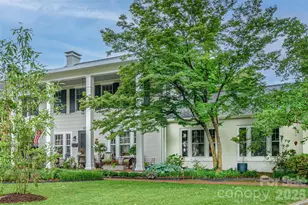 832 4th Ave W, Hendersonville, NC 28739 - Photo 1