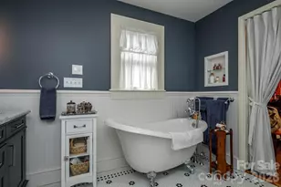 832 4th Ave W, Hendersonville, NC 28739 - Photo 40