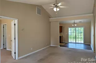 1211 Camellia Ct, Rock Hill, SC 29732 - Photo 4