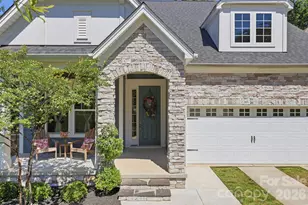 18041 Culross Ln, Charlotte, NC 28278 - Photo 2