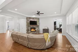 18041 Culross Ln, Charlotte, NC 28278 - Photo 12