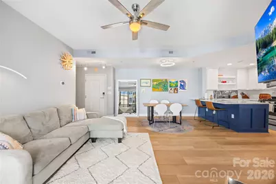 718 W Trade Street #603, Charlotte, NC 28202 - Photo 8