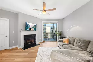 718 W Trade St, Charlotte, NC 28202 - Photo 2