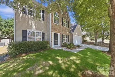 2700 Piersland Drive, Matthews, NC 28104 - Photo 2