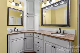8 College St, York, SC 29745 - Photo 18