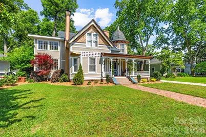 8 College Street, York, SC 29745 - Photo 2