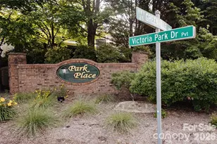 47 Victoria Park Dr, Hendersonville, NC 28792 - Photo 20