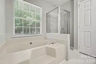 7925 Turquoise Dr, Charlotte, NC 28215 - Photo 16