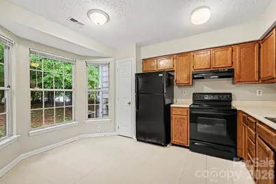 7925 Turquoise Drive, Charlotte, NC 28215 - Photo 10