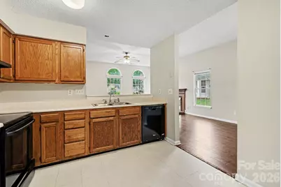 7925 Turquoise Drive, Charlotte, NC 28215 - Photo 12