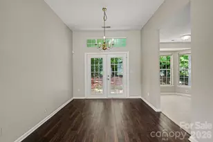 7925 Turquoise Dr, Charlotte, NC 28215 - Photo 8