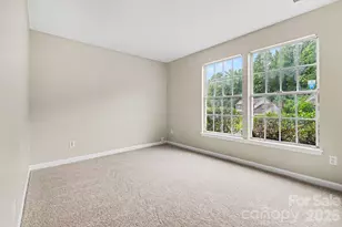 7925 Turquoise Dr, Charlotte, NC 28215 - Photo 20