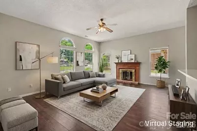 7925 Turquoise Drive, Charlotte, NC 28215 - Photo 4