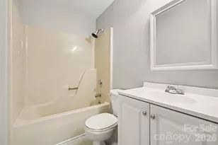 7925 Turquoise Dr, Charlotte, NC 28215 - Photo 24