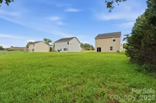 1820 Safriet Rd, Statesville, NC 28677 - Photo 6