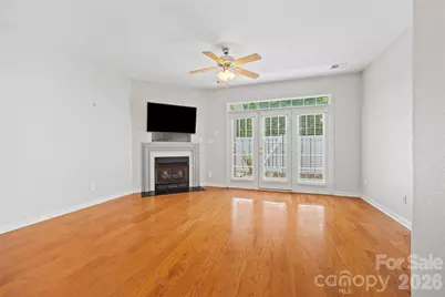 8244 Carob Tree Lane, Charlotte, NC 28215 - Photo 8