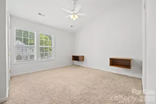 8244 Carob Tree Ln, Charlotte, NC 28215 - Photo 14