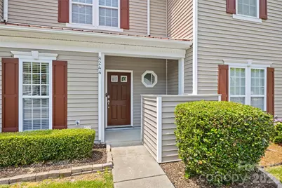 8244 Carob Tree Lane, Charlotte, NC 28215 - Photo 2