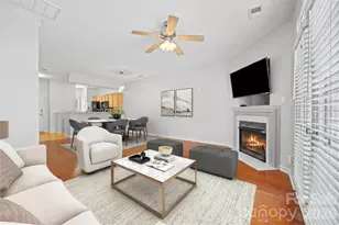 8244 Carob Tree Ln, Charlotte, NC 28215 - Photo 10