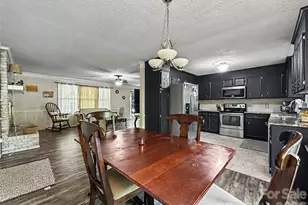 213 Bostian Lake Rd, Statesville, NC 28677 - Photo 14