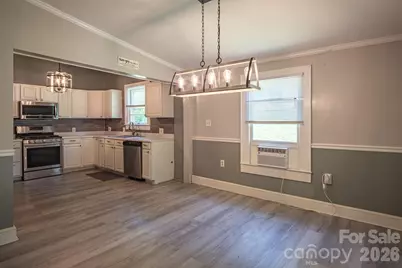 638 W Main Extension, Lincolnton, NC 28092 - Photo 10