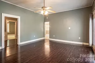 638 W Main Ext, Lincolnton, NC 28092 - Photo 6