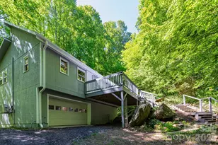 109 Narrow Wy Rd, Burnsville, NC 28714 - Photo 2