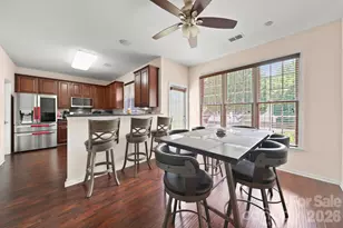 3124 Arklow Rd, Charlotte, NC 28269 - Photo 12