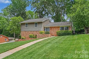 4931 Seacroft Rd, Charlotte, NC 28210 - Photo 2