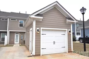 536 Laurel Walk Ln, Belmont, NC 28012 - Photo 2