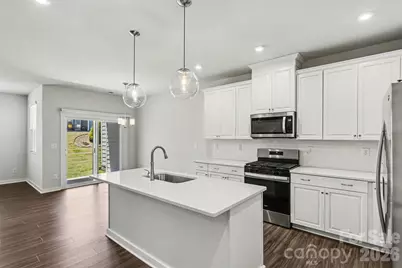 9521 Munsing Drive, Charlotte, NC 28269 - Photo 8