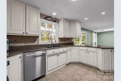 52 Forest Road, Asheville, NC 28803 - Photo 16