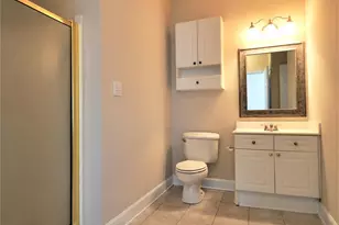 8751 Coralbell Ln, Charlotte, NC 28213 - Photo 18
