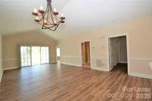 8751 Coralbell Ln, Charlotte, NC 28213 - Photo 6