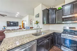 1012 Leland Dr, Wesley Chapel, NC 28104 - Photo 10