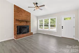 992 Twin Lakes Rd, Rock Hill, SC 29732 - Photo 8