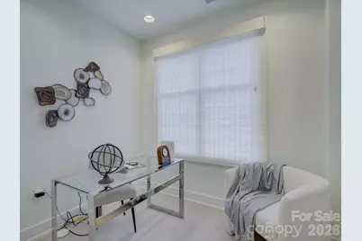 335 E Tremont Avenue, Charlotte, NC 28203 - Photo 18