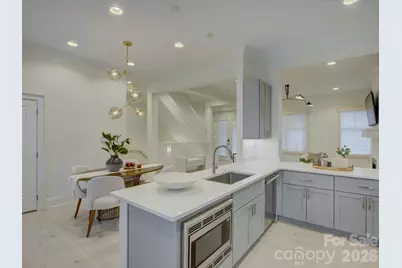 335 E Tremont Avenue, Charlotte, NC 28203 - Photo 10