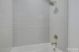 335 E Tremont Ave, Charlotte, NC 28203 - Photo 32