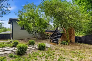 38 Aurora Dr, Asheville, NC 28805 - Photo 2