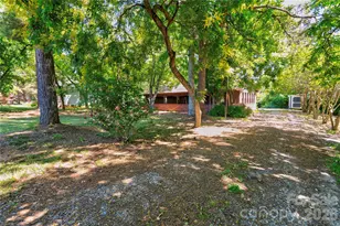 1419 Melrose Dr, Shelby, NC 28152 - Photo 2