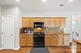 11719 Royal Castle Ct, Charlotte, NC 28277 - Photo 14