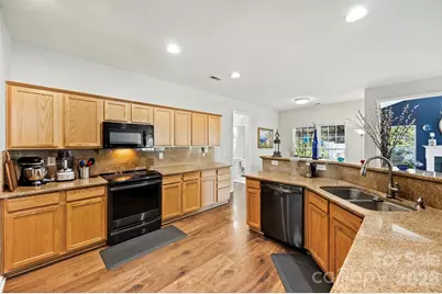 11719 Royal Castle Court, Charlotte, NC 28277 - Photo 16