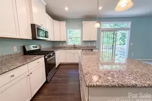 1563 Callahan Rd, Fort Mill, SC 29715 - Photo 6