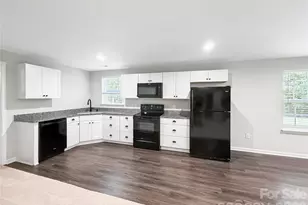 1563 Callahan Rd, Fort Mill, SC 29715 - Photo 2
