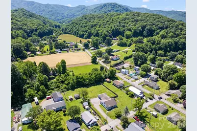 40 Avery Street, Waynesville, NC 28786 - Photo 8