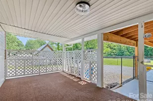 40 Avery St, Waynesville, NC 28786 - Photo 38