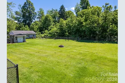 40 Avery Street, Waynesville, NC 28786 - Photo 12